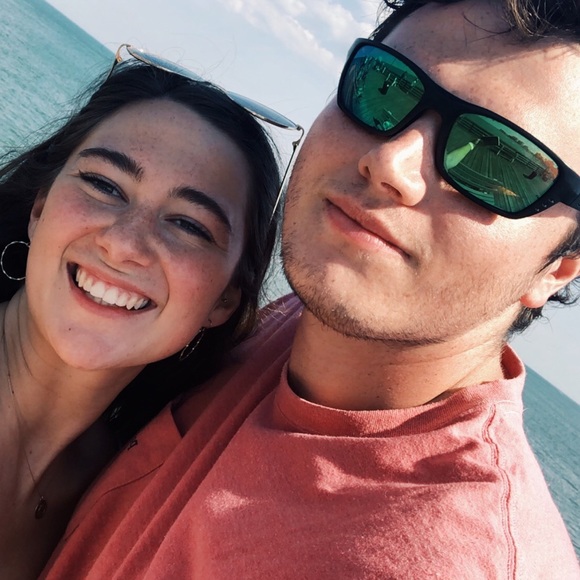 Meet your Posher, Taylor - Picture 7 of 9